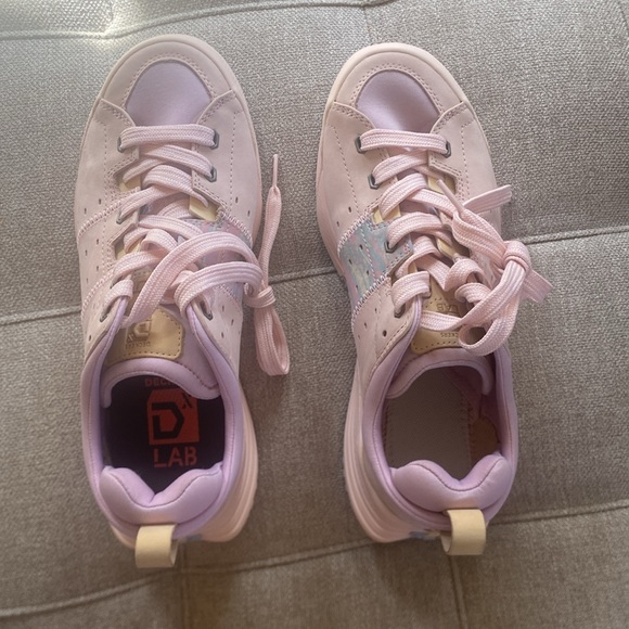 New In Box Deckers X Lab Women’s X-Scape NBK Low Pink - Picture 4 of 10